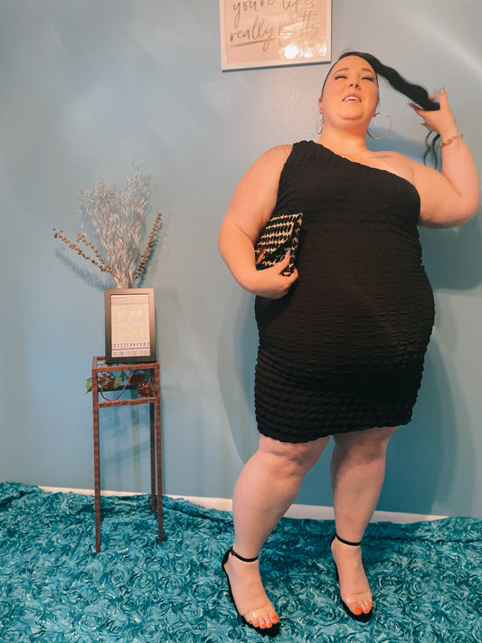 Black plus size one shoulder bubble dress